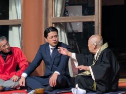 三輪山真長寺もみじまつりを視察（同所）の様子