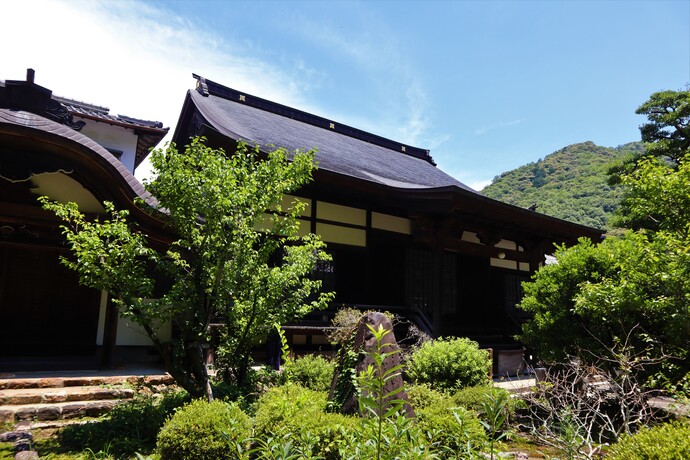 妙照寺本堂