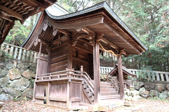 日吉神社社殿