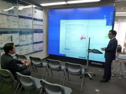東京大学生産技術研究所を視察（東京）の様子