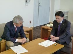 岐阜観光索道株式会社代表取締役社長 篠田晃氏ほかと面談の様子