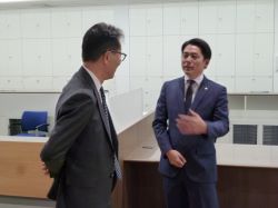 JAぎふ清流支店を視察（同所）の様子