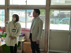 岐阜市立三輪南保育所を視察の様子