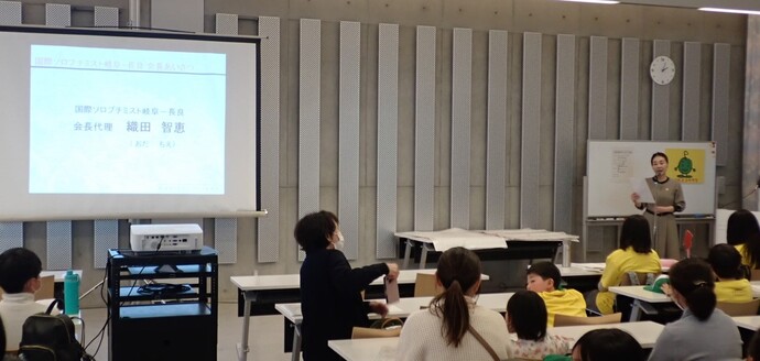 写真：会長代理織田さん