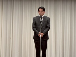 岐阜市消防協会顧問会意見交換会に出席し、あいさつ