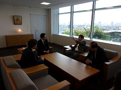 ヨツハシ株式会社代表取締役社長 四橋英児氏ほかと面談