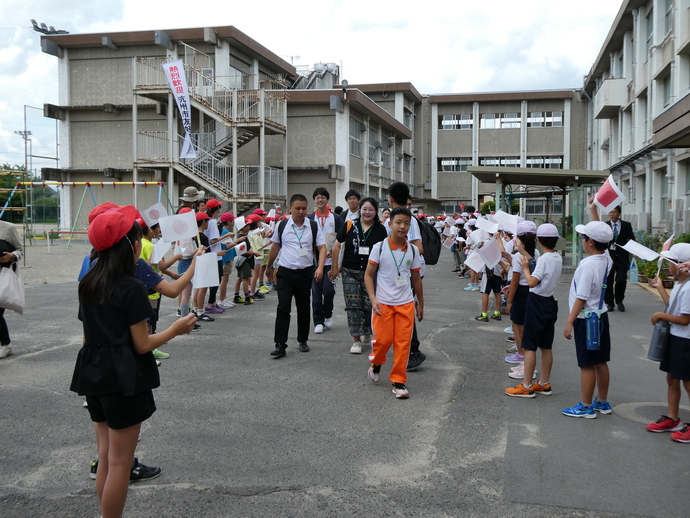 写真：お見送り