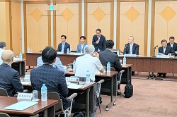 全国市長会財政委員会・都市税制調査委員会合同会議に出席（東京）