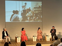 みんなの森ぎふメディアコスモス開館10周年イベント　トークセッション（同所）