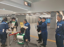 令和7年度第2回岐阜市災害対策本部図上訓練にて、あいさつ、その後、同訓練を視察