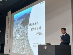 朝日大学にて講演