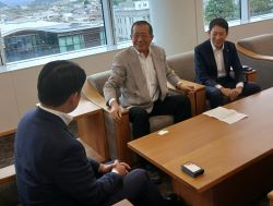 岐阜市バスケットボール協会会長 岡部好四郎氏ほかと面談