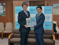 国道21号岐阜市内立体事業及び境川改修事業の推進のため、国土交通省技監 廣瀬昌由氏に提言及び意見交換（東京）