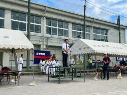 第58回芥見市民運動会に出席し、あいさつ（芥見小学校）