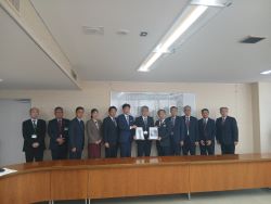 同じく、国土交通省中部地方整備局長 森本輝氏に提言及び意見交換（名古屋市）