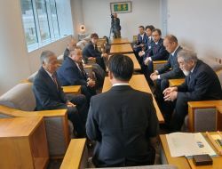 鵜匠がぎふ長良川の鵜飼閉幕を報告