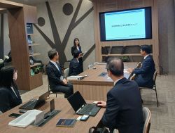 TSURUGA BOOKS&COMMONS ちえなみきを視察及び 意見交換（福井県敦賀市）