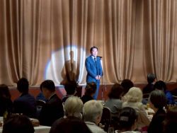 岐阜をどりを愉しむ集いに出席し、あいさつ（岐阜グランドホテル）