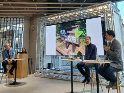 Art LIFE GIFUオープニングイベントに出席し、トークセッション（OKB岐阜中央プラザ）