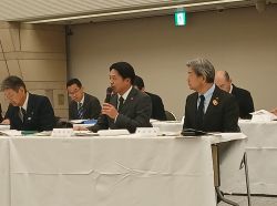 中部国道協会意見交換会に出席（東京）