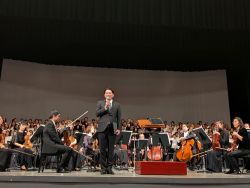 岐阜長良川第九合唱団創立記念演奏会に出席し、あいさつ及び合唱（ぎふしんフォーラム）