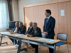 厚見自治会連合会、茜部自治会連合会、加納西自治会連合会、加納東自治会連合会共催 第4回「郷土を考える会」開会式に出席し、あいさつ