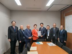 同会長として、参議院議員 若井敦子氏に提言及び意見交換