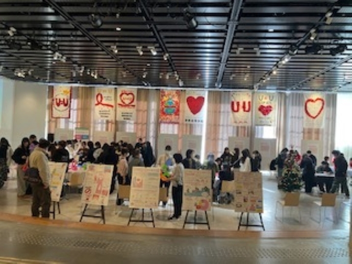 レッドリボンフラッグ