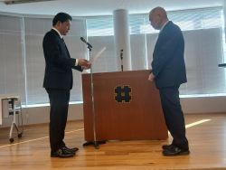 民生委員・児童委員の一斉改選に伴う厚生労働大臣委嘱状伝達及び岐阜市長辞令書交付式に出席し、委嘱状の伝達及び辞令書の交付