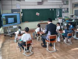 岐阜市立三輪北小学校を視察