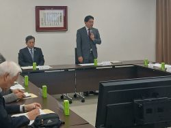 第3回ぎふ長良川花火大会第4回実行委員会及び第4回ぎふ長良川花火大会第1回実行委員会に出席し、あいさつ