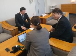 首長マガジンによる「心と体の健康サポートアプリ『ここタン』」の取材