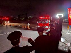 岐阜市北消防団年末特別夜警出発式にて、あいさつ（長良川防災・健康ステーション）