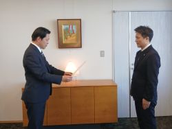 岐阜市固定資産評価審査委員会委員辞令交付式