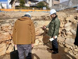 鷺山市場遺跡発掘調査現場を視察