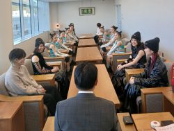 全国K-POPダンスコンテスト Dream Gate season3で、 UK studio所属のUnKnow 木戸里奈氏ほかが完コピ部門 高校生以上で第1位、Little UK 林心音さんほかが オリジナルコレオ部門中学生以下で第3位を報告