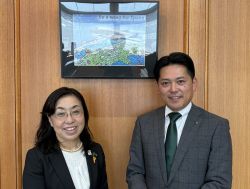 碧南市長 小池友妃子氏と面談（愛知県碧南市）
