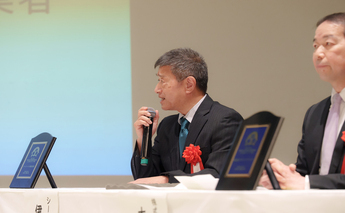 写真：取組紹介の様子(1)