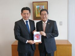 駐スロバキア日本国特命全権大使 川上泰弘氏と面談