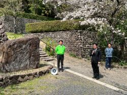 鷺山桜の会 花見の会に出席し、あいさつ（鷺山公園）