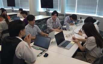関係課との質疑応答の様子