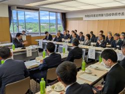 同会議の知事と市長との意見交換会に出席し、発言(恵那市)
