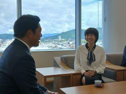高橋尚子杯ぎふ清流ハーフマラソン2026大会長　高橋尚子氏が大会の終了報告