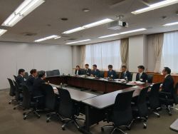 名古屋市立大学理事長 郡健二郎氏ほかと意見交換(愛知県名古屋市)