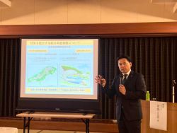 第26期川原町まちづくり会総会に出席し、講演(十八楼)