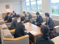 エムエフオートモールクリエイト株式会社代表取締役社長 河合利夫氏ほかと面談