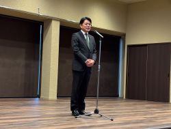 岐阜市自治会連絡協議会まちづくり懇談会に出席し、あいさつ
