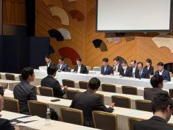 全国市長会財政委員会に出席(東京)