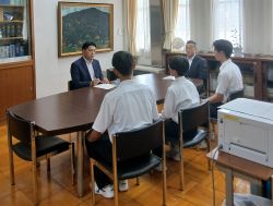 岐阜市立東長良中学校を視察