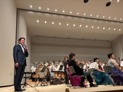 第27回ウィーン岐阜合唱団定期演奏会に出席し、あいさつ(長良川国際会議場)